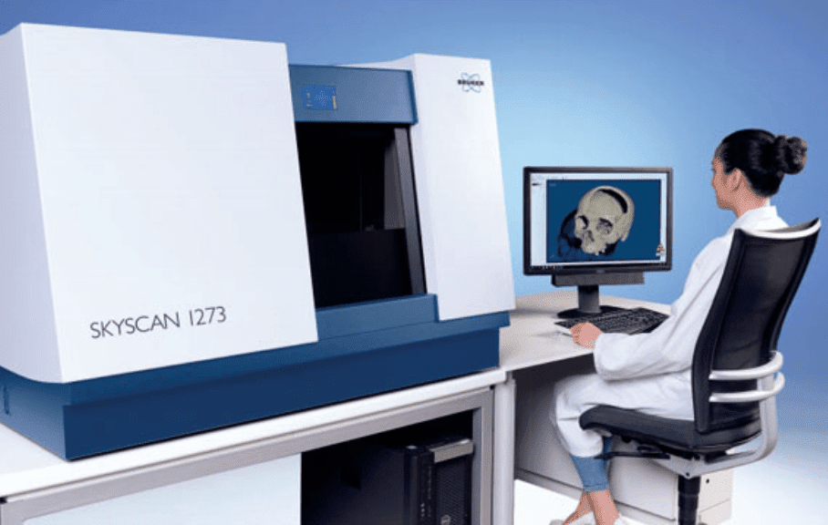 SkyScan 1273 with monitor